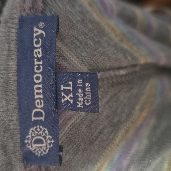 DEMOCRACY Dolman Sleeves Tie Front Top Sz XL Chevron Print In Gray Purple Yellow - Picture 9 of 11